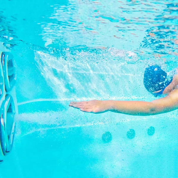 vivo spa® WaterFit Swim Spa svømmetræning